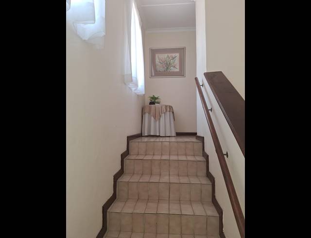 3 BEDROOM DUPLEX FOR SALE IN UVONGO BEACH